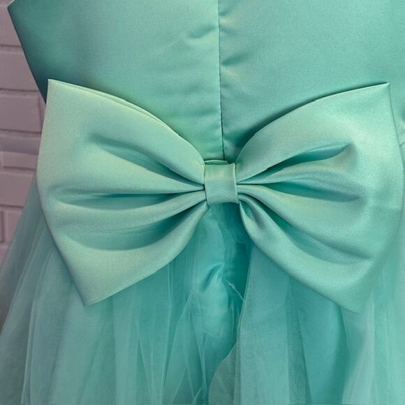 Elegant Princess Green Party Dress Size 110 US 3T-4T Tulle Bow Sequin Dress - Picture 13 of 15
